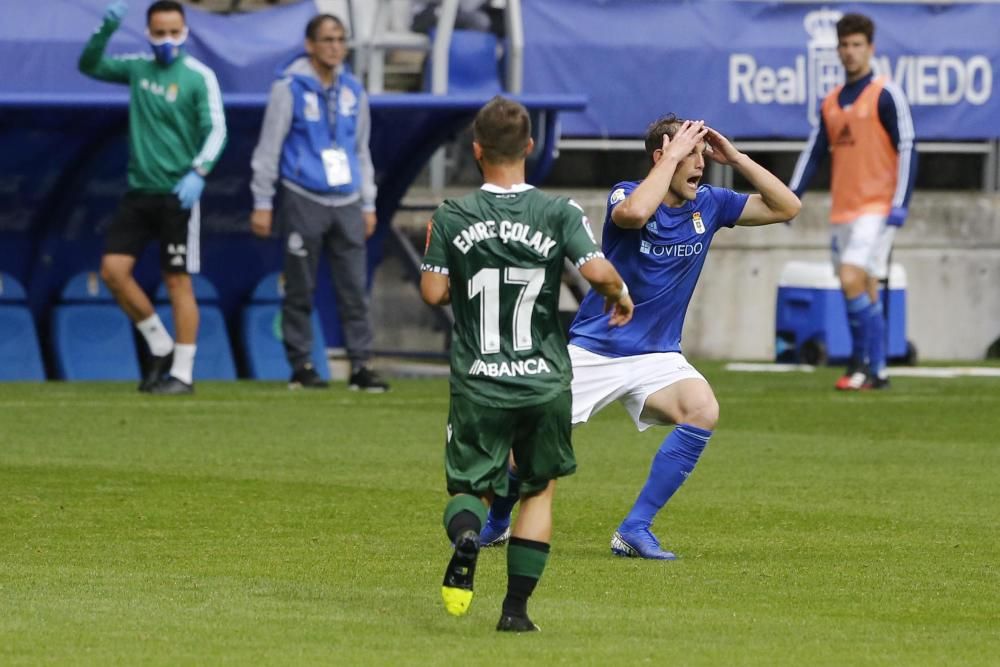 El partido del Oviedo, en imágenes