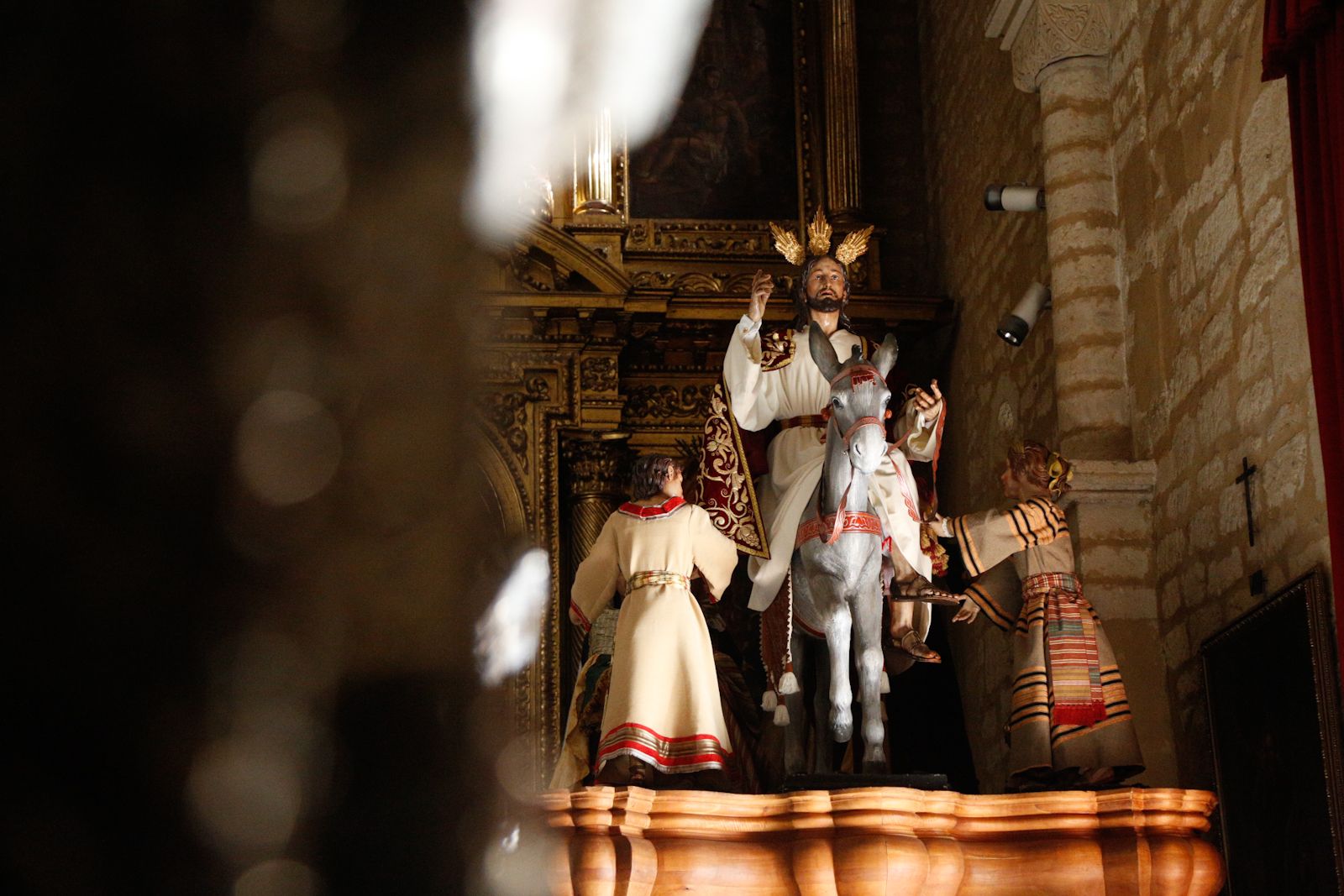 Los templos cordobeses, en la quietud de la espera por la Semana Santa