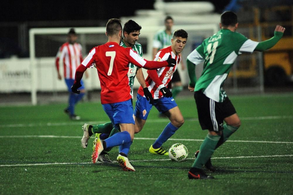 Fotos del partido entre el Lenense y el Sporting B