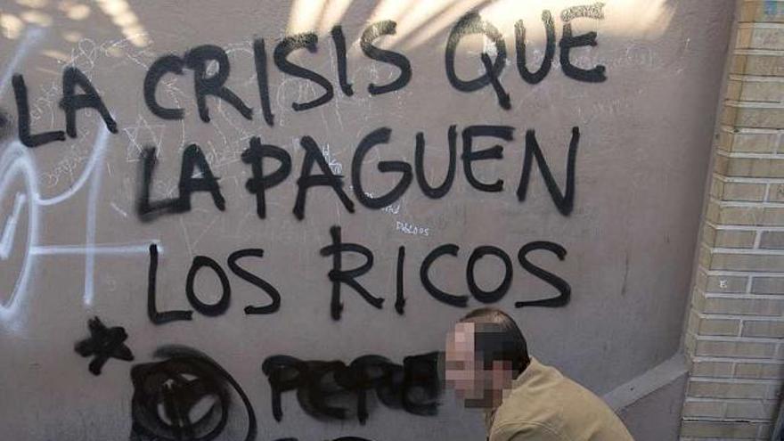 La crisis sacude a miles de personas con el desempleo y las dificultades económicas.