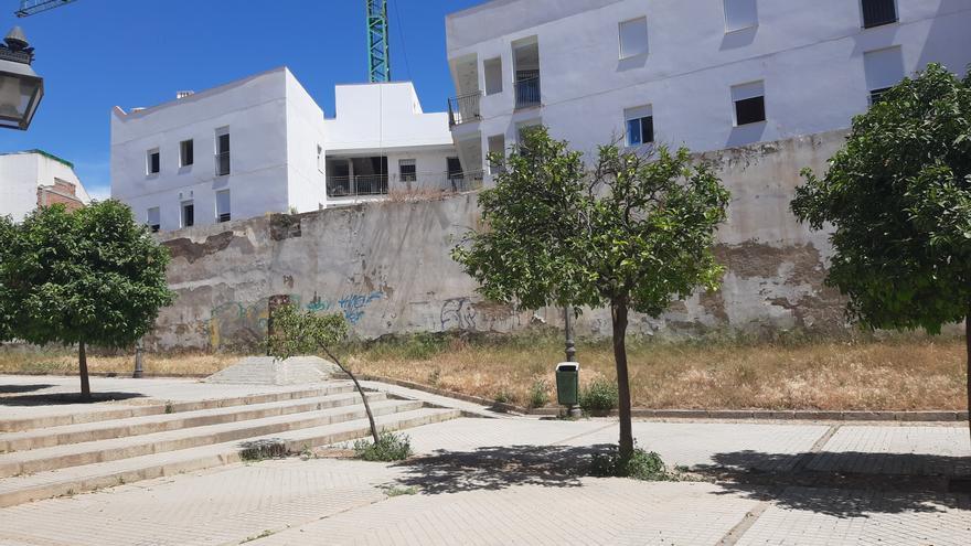 La asociación de vecinos de La Fuenseca, Santa Marina y Orive  pide la recuperación de la muralla norte de Córdoba