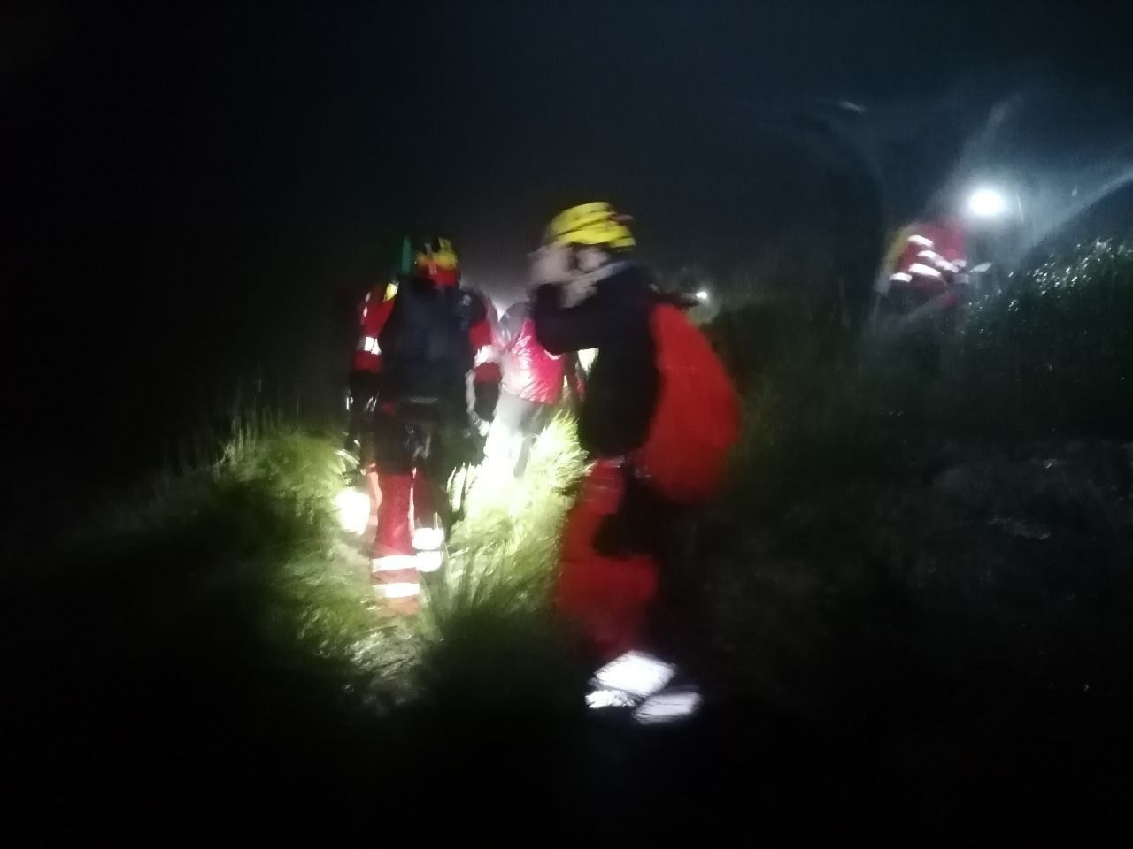 Rescatan a un excursionista con las piernas rotas tras caer de diez metros en Sóller