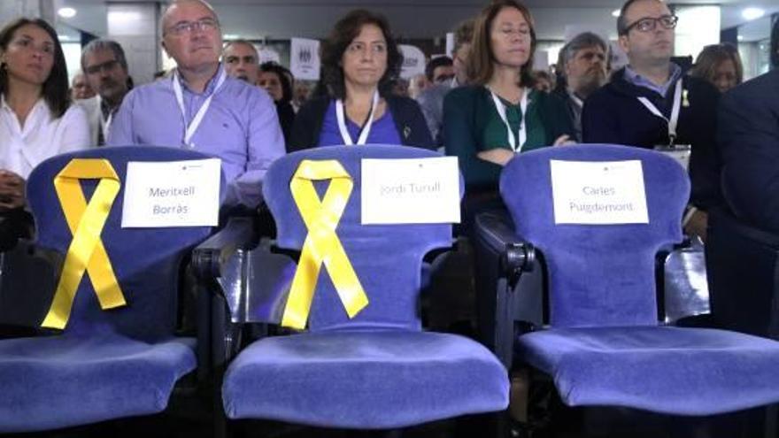 Cadires buides de Puigdemont, Turull i Borràs al Consell Nacional del PDeCAT.