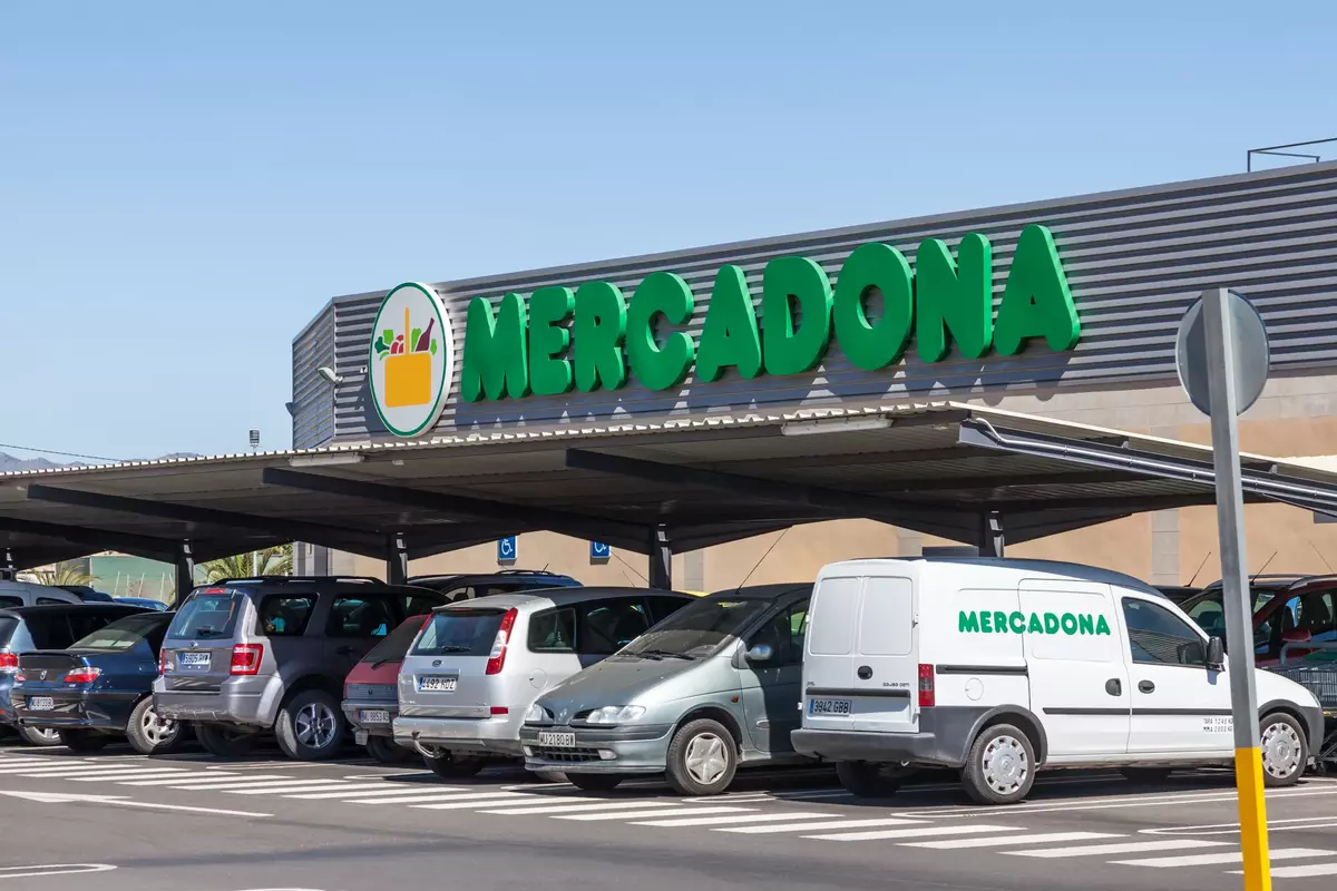 Parking en Mercadona: cuándo vale aparcar en el supermercado.