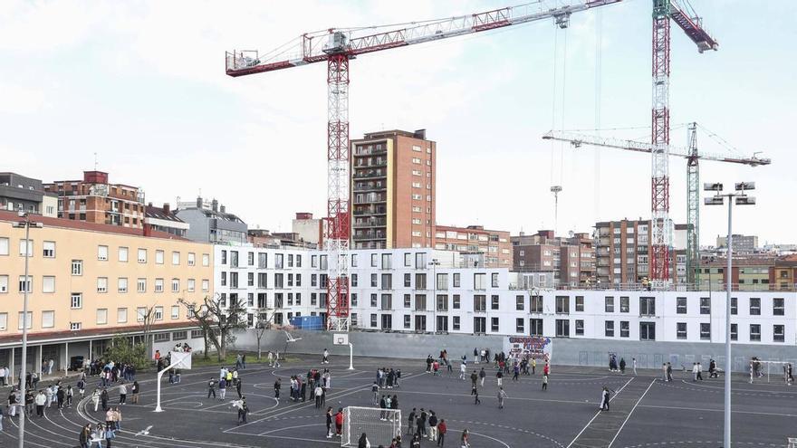 De premio escolar a realidad: el IES Jovellanos tendrá un patio lleno de árboles y con zona de picnic