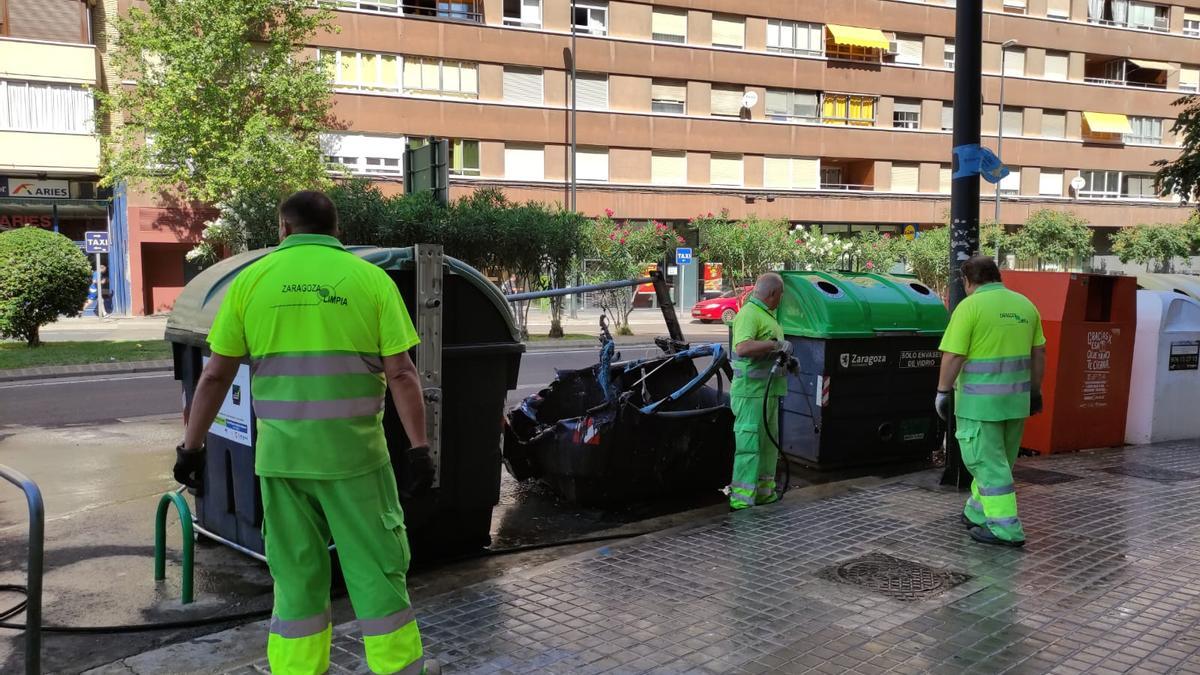 Operarios del ayuntamiento, este domingo