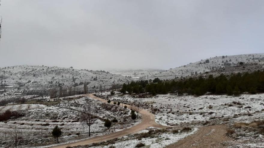 Inazares, esta mañana, con un manto blanco