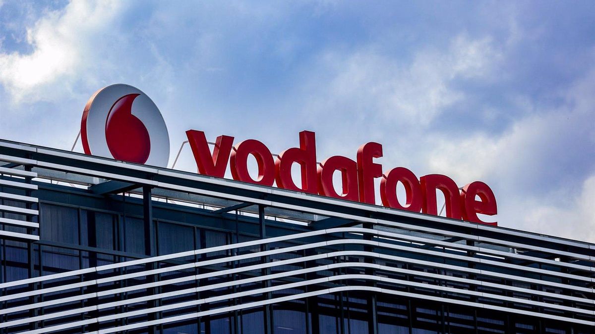 Fachada de la sede de Vodafone en Madrid, en Madrid (España).