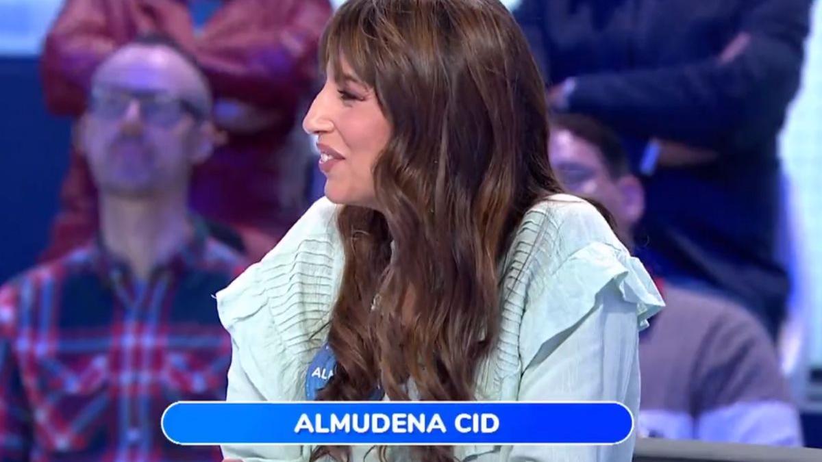 Almudena Cid regresa a &#039;Pasapalabra&#039; y manda una pulla a Christian Gálvez