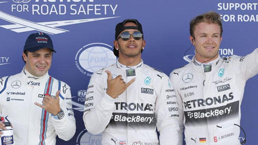 Hamilton, junto a Rosberg y Massa.