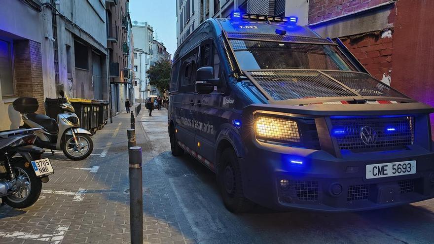 Els Mossos escorcollen el domicili d'un dels dos menors detinguts per la mort de Carles Vilajosana, a Manresa