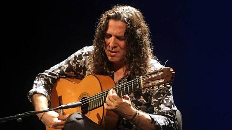 Docentes y artistas abordan el problema de la didáctica en la guitarra flamenca