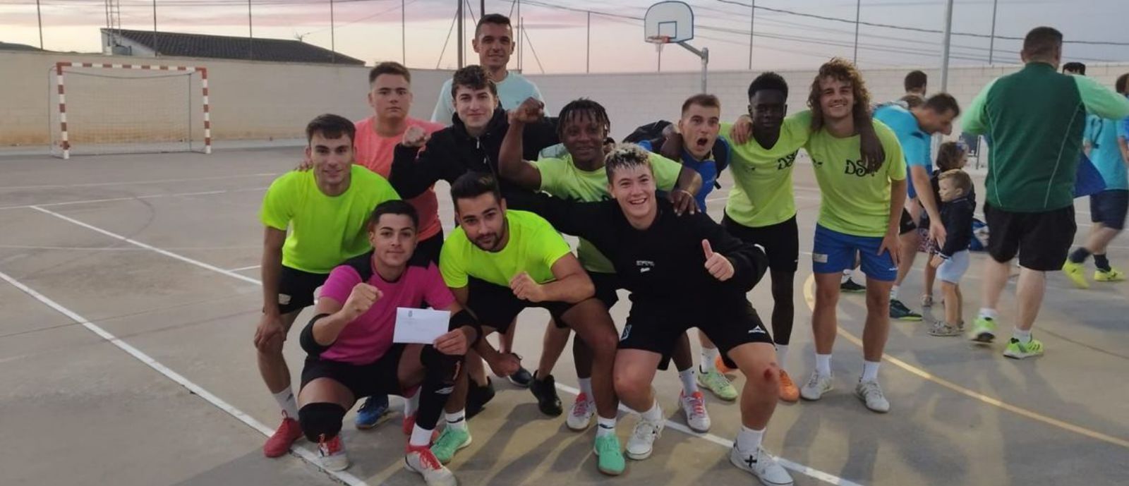 El equipo Desakato fue el ganador del torneo.