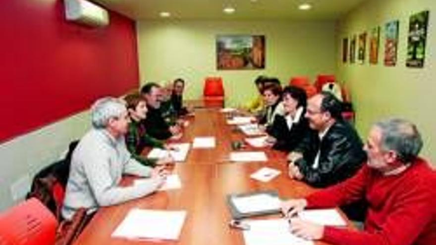 Pavón y Heras rebajan el tono de la tensión política entre PSOE e IU