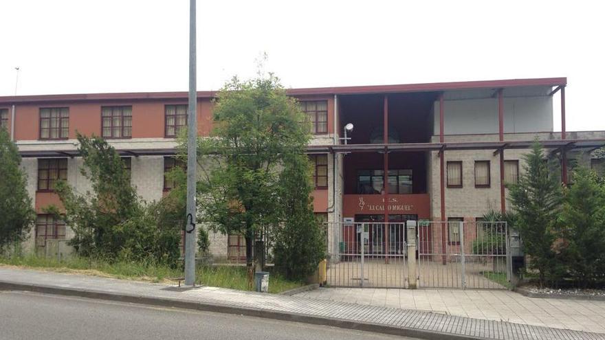 El profesor del IES de Sotrondio a sus alumnos: &quot;Si fuera tu padre te reventaba la cara todos los días contra la pared; sois gilipollas&quot;