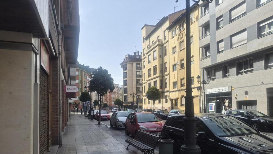 Herido grave un hombre apuñalado tras una discusión en un domicilio de La Argañosa en Oviedo