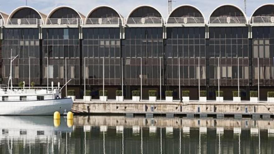 El «Oceander», barco restaurante a subasta