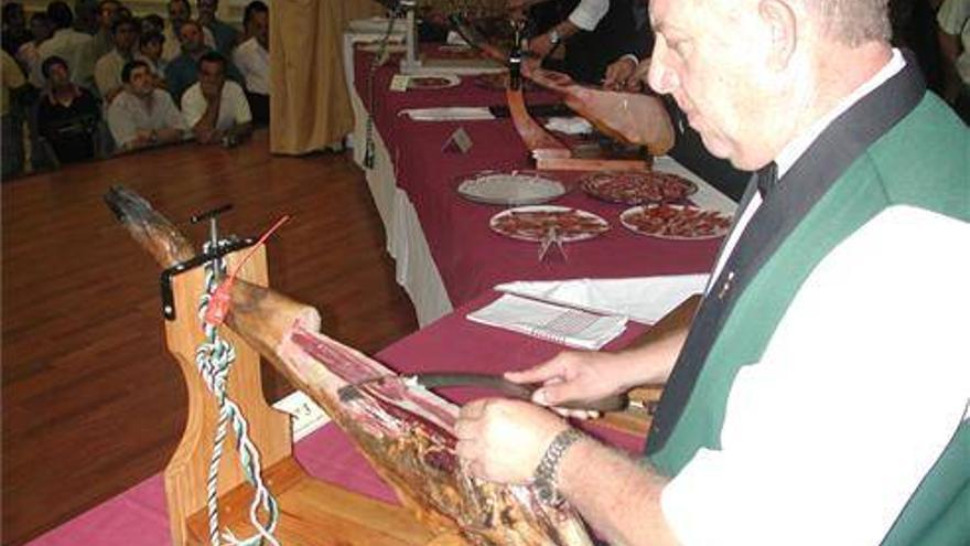 Monesterio ya espera su fiesta más apetitosa del año, el Día del Jamón