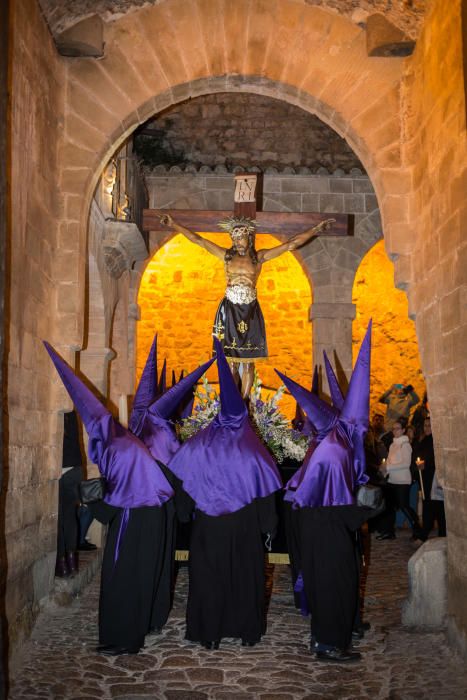 Santo Entierro de piedra y silencio