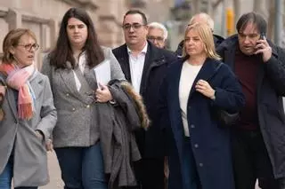 Dos exconcejales de L'Hospitalet reconocen un delito de apropiación indebida en el primer juicio del 'Caso Consell Esportiu'