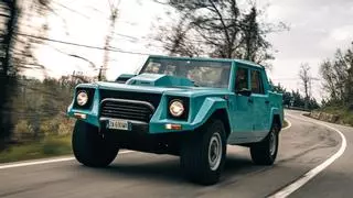 Lamborghini LM002: el origen del Super SUV
