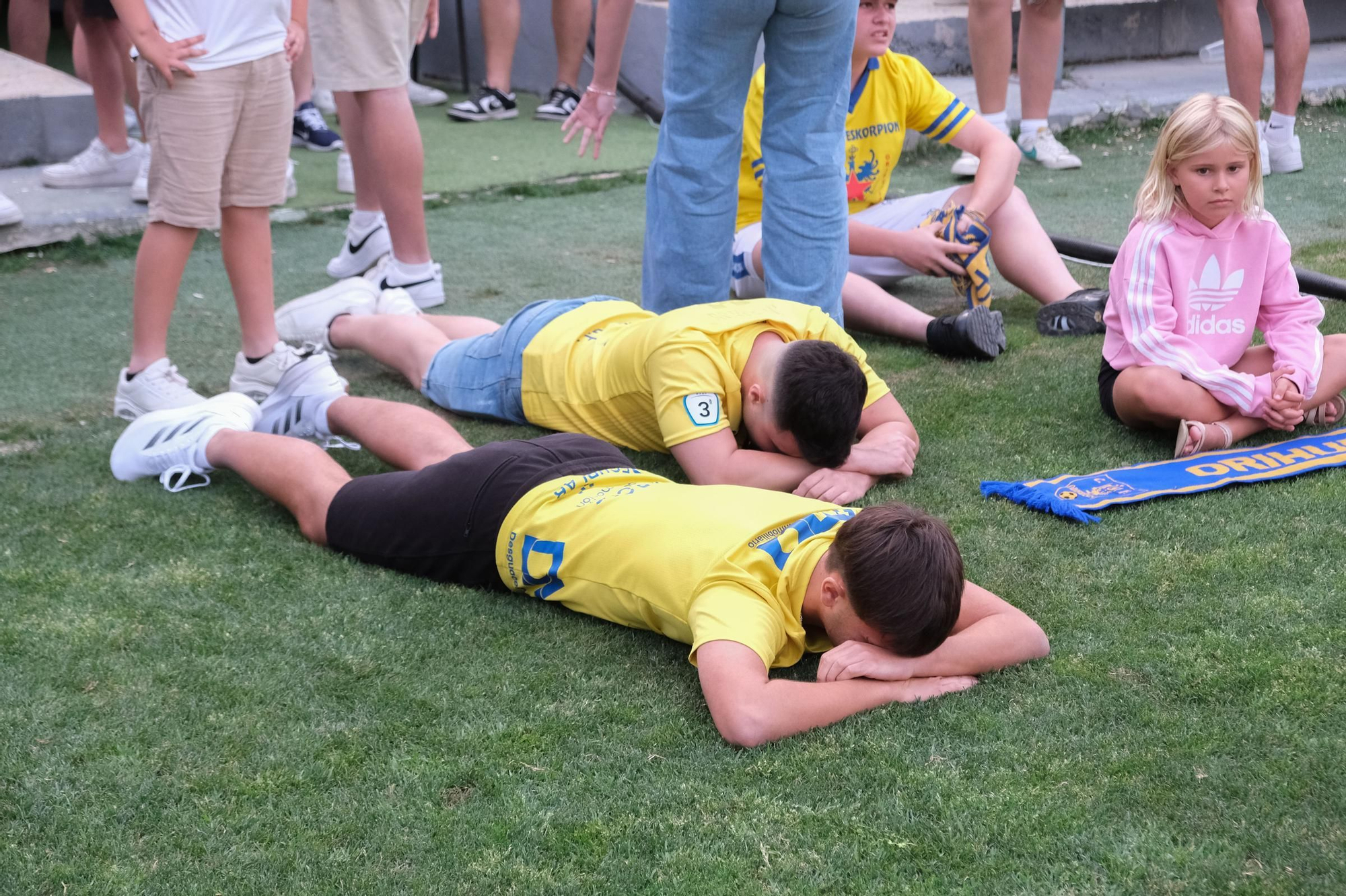 Así se ha vivido el Barakaldo - Orihuela en el estadio de Los Arcos