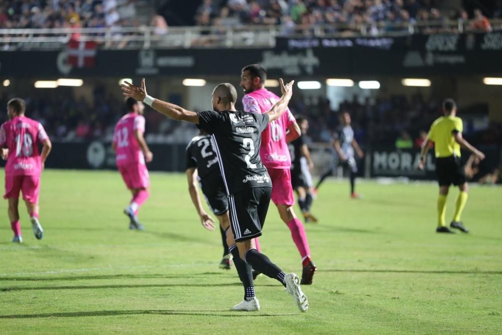 El FC Cartagena da por bueno el empate