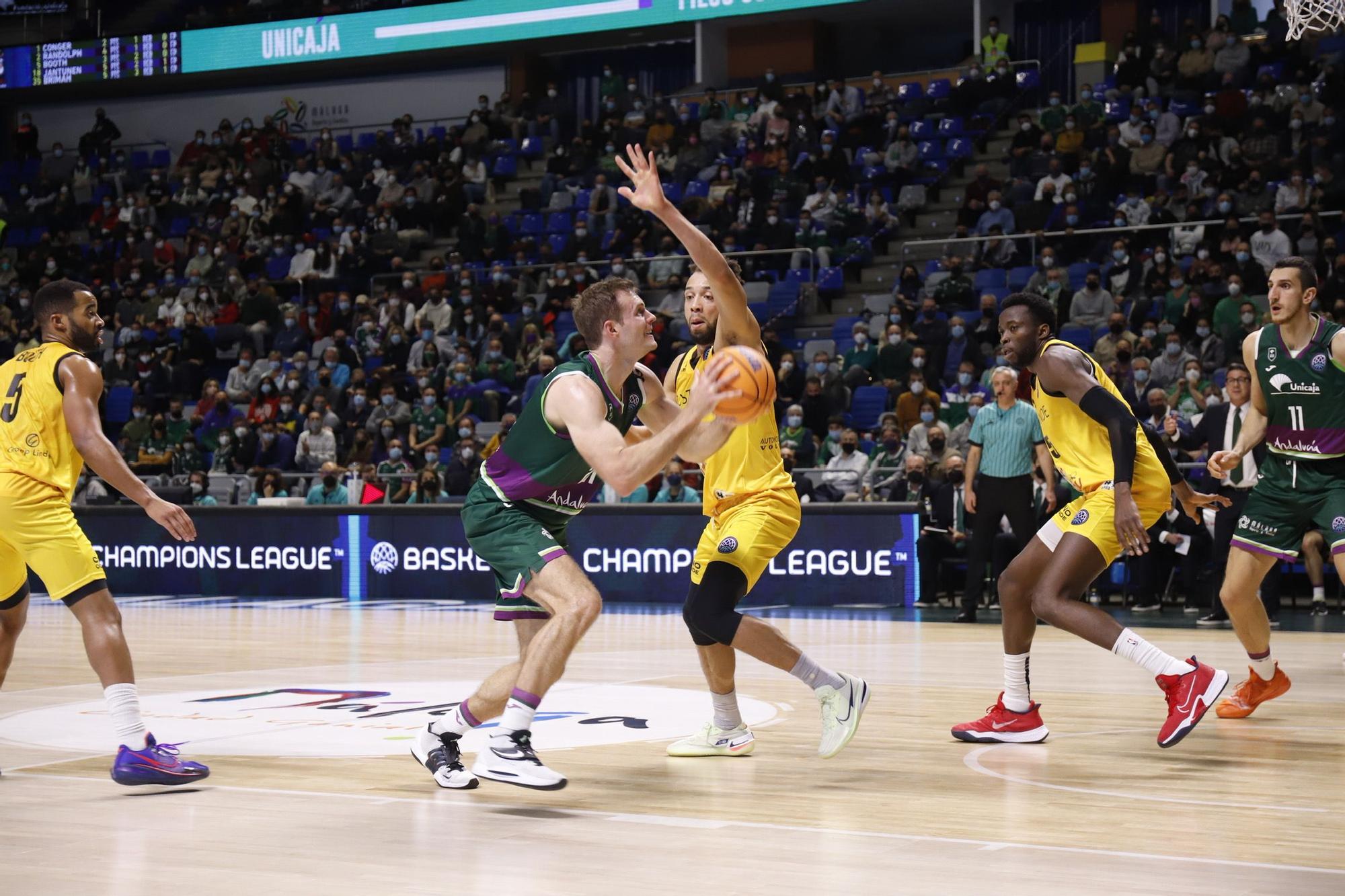 Las imágenes del Unicaja - Filou Oostende de la BCL