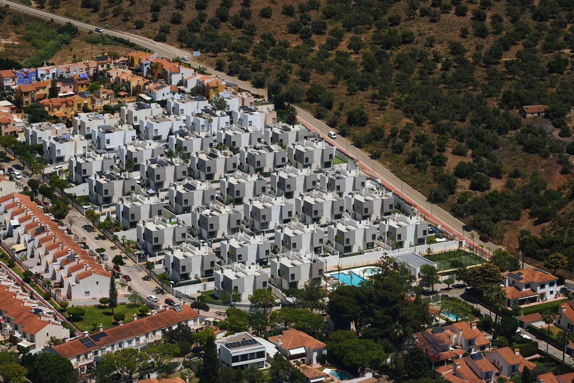 Urbanización de reciente construcción en  Rincón de la Victoria
