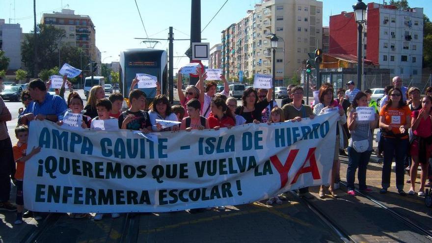 Foto de la manifestación de 2011, cuando Compromís y Mónica Oltra apoyaron la reivindicación.