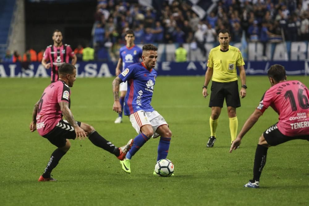 El partido entre el Real Oviedo y el Tenerife, en imágenes