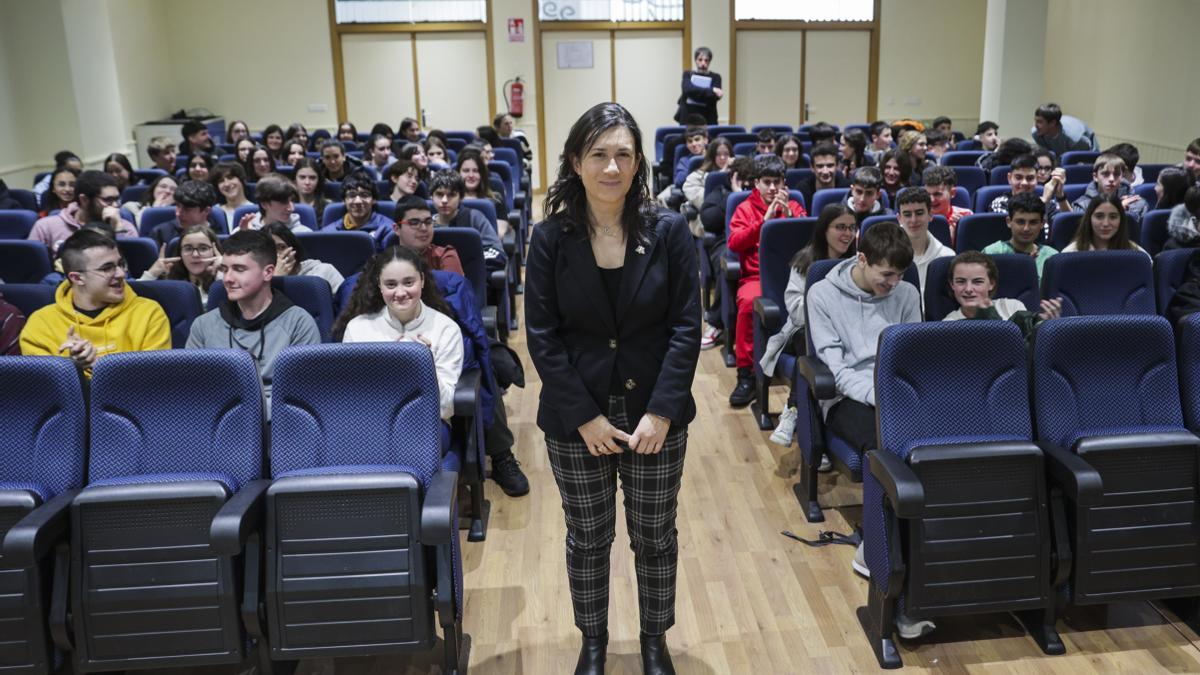 irene Díaz, Catedrática de Ciencias de la Computación