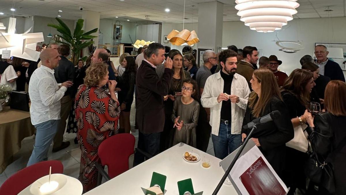 Decorart celebra 65 años como referente del mueble de diseño en Canarias