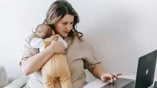 Culpa y ansiedad: los sentimientos de las madres al volver al trabajo