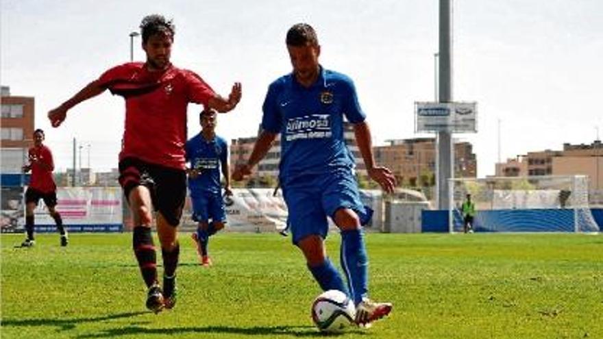 Rovirola, defensant la samarreta del Fuenlabrada, en un partit recent.