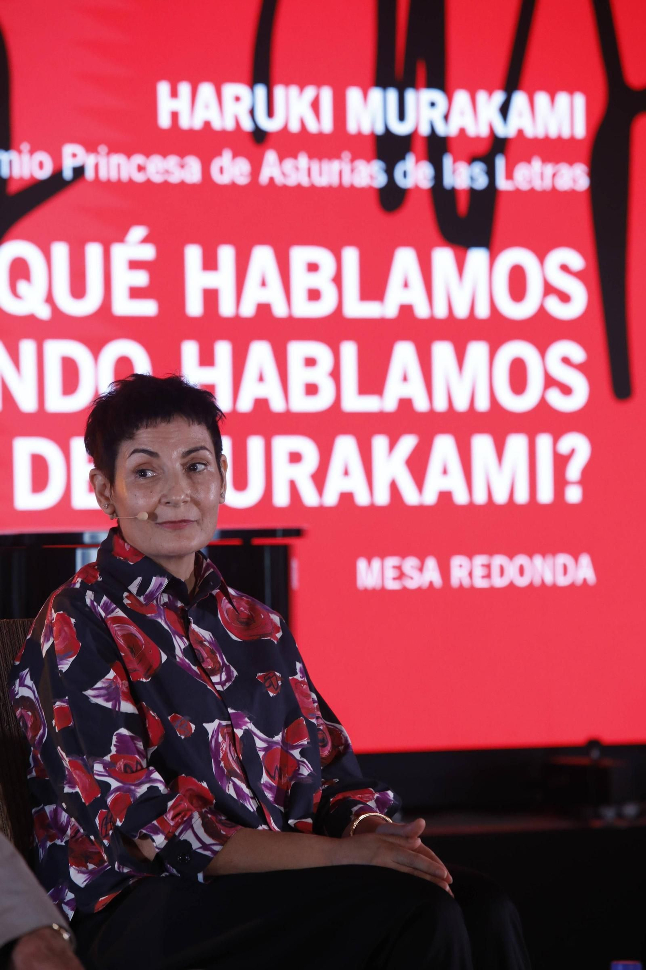 Mesa Redonda "¿De qué hablamos cuando hablamos de Murakami? Murakami en la orilla" en Edificio Tabacalera (Gijón)