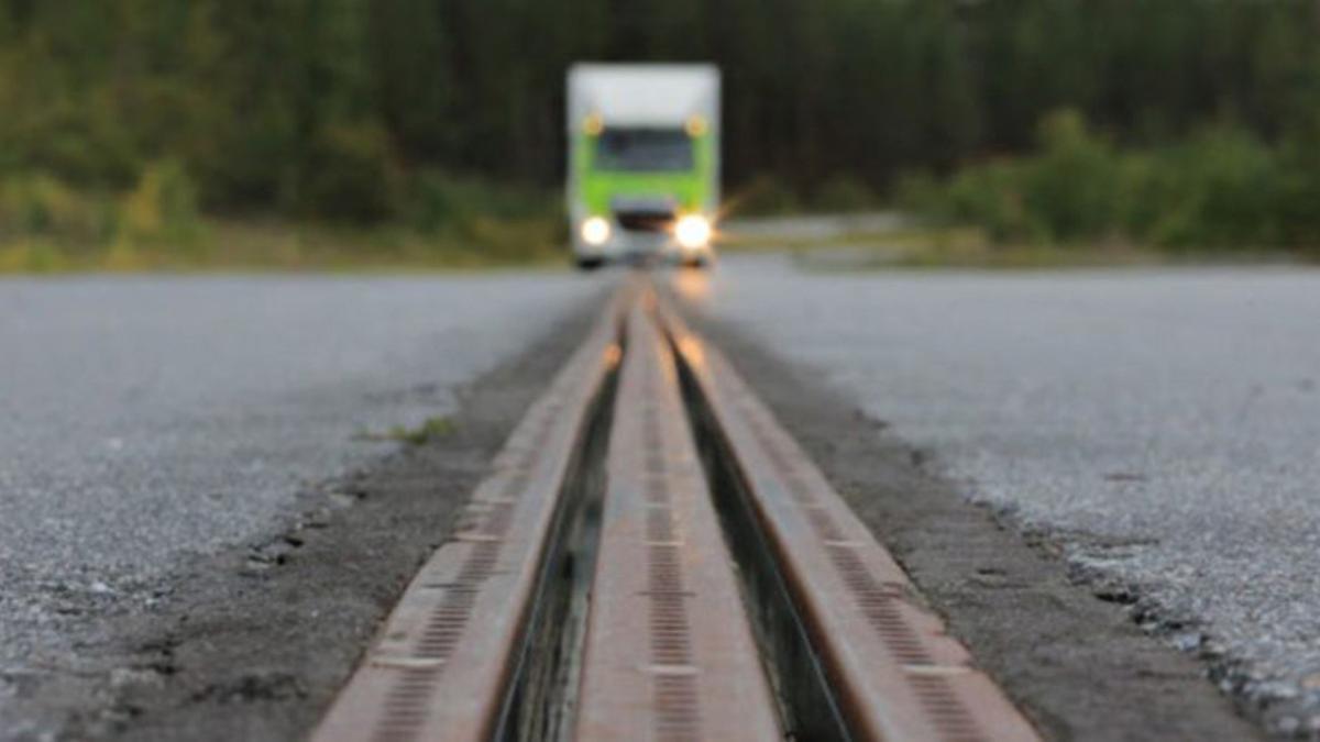 eroadarlanda-ev-charging-electrified-road-featured-image-672x372