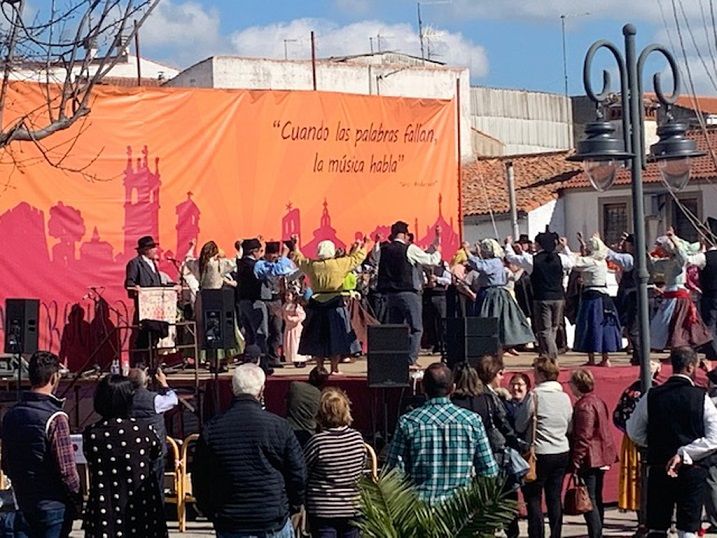 Festival folclórico Coles con Buche, intervención del grupo de Portugal.