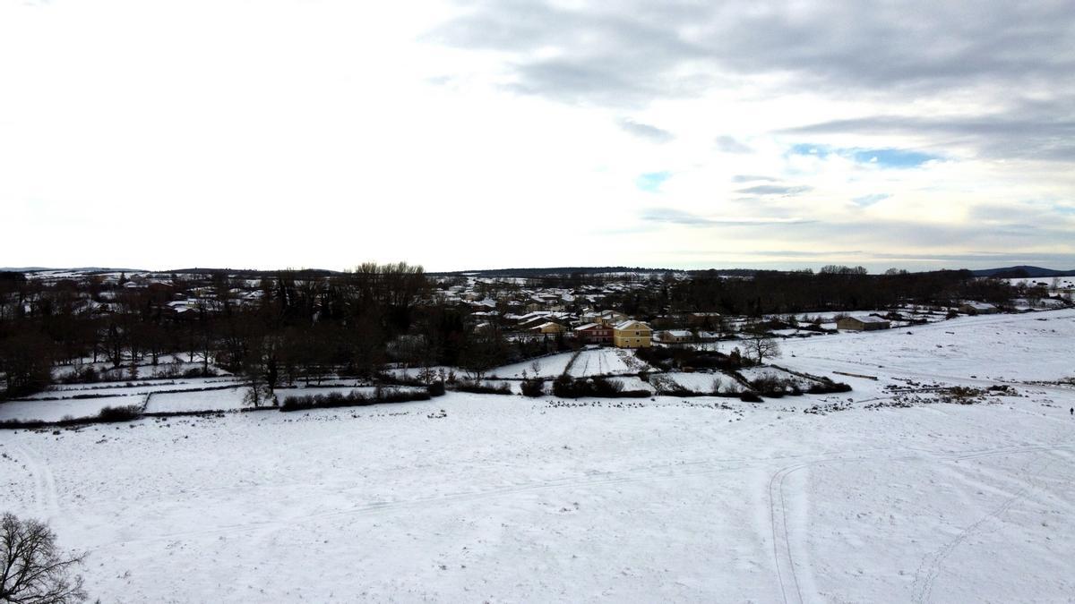 GALERÍA | La nieve del temporal Filomena llega a Aliste