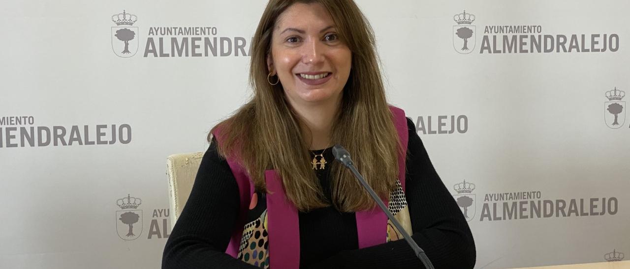 Isa Ballesteros, concejala del ayuntamiento de Almendralejo