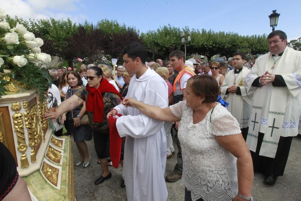 70.000 peregrinos en Os Milagros