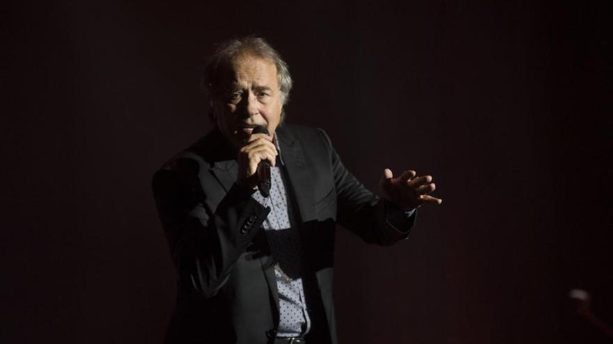 Serrat, en un concierto en A Coruña en 2015.