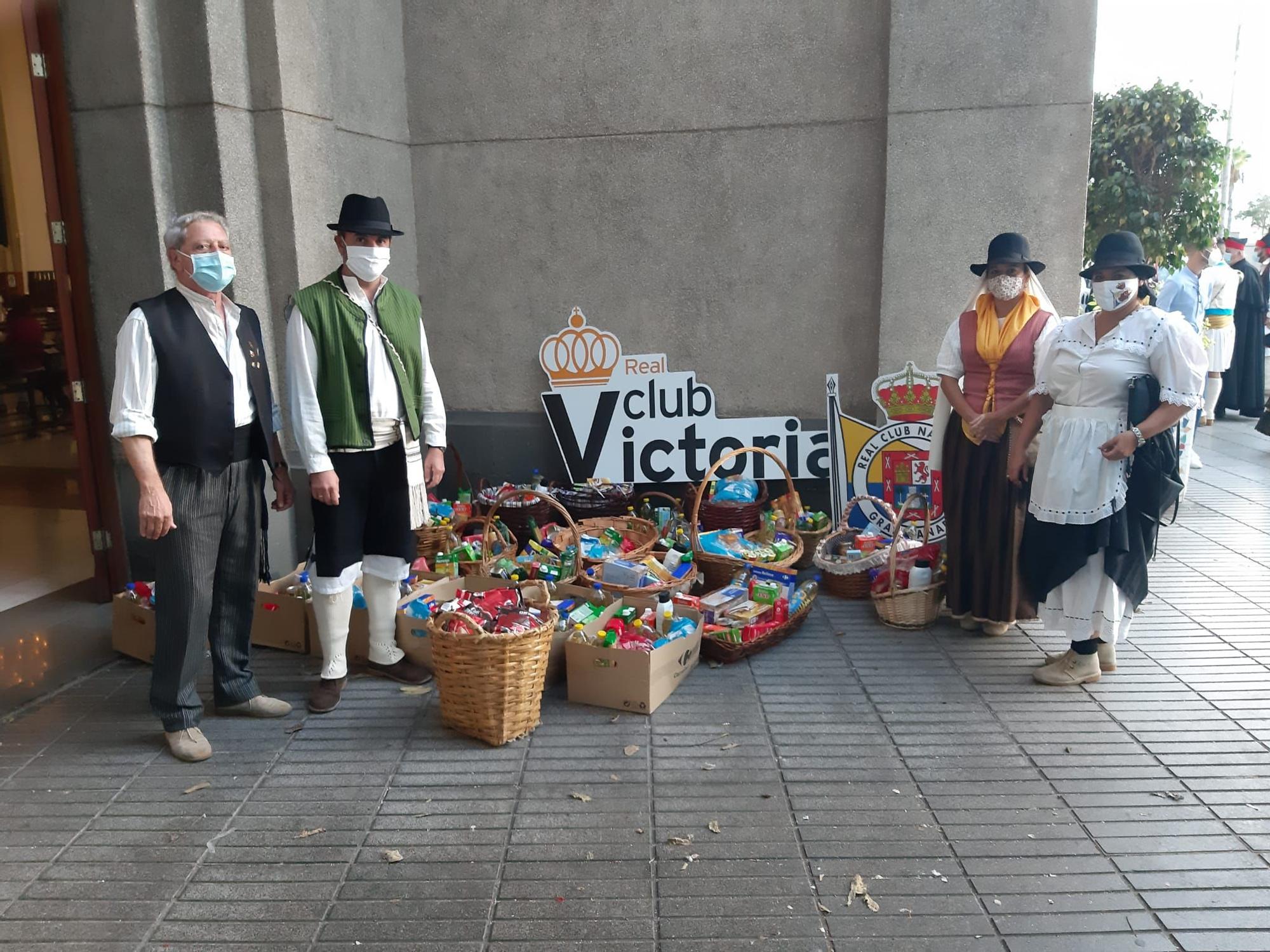 Ofrenda a la Virgen de La Luz