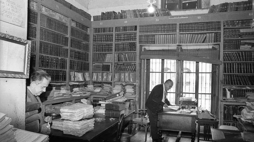 Hace 50 años en Alicante. Del 30 de marzo al 5 de abril de 1976: SOS del Archivo Municipal
