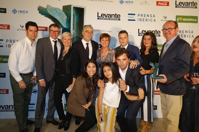 Asistentes al photocall de los Premios Levante-EMV Prensa Ibérica