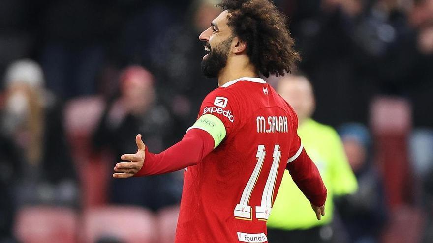 Salah puede dejar el Liverpool al final de la temporada