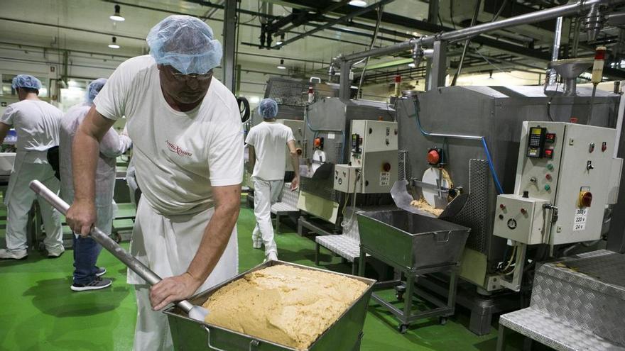 El grupo Antiu Xixona  factura 114 millones en su primer año tras comprar Chocolates Clavileño