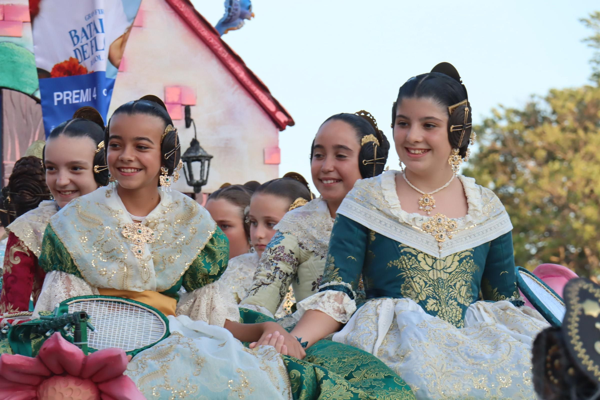 La Batalla de Flores de las candidatas a Fallera Mayor Infantil de València 2026