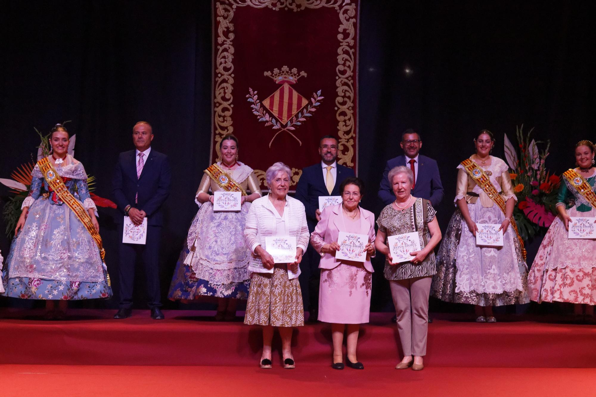 Homenaje 75 aniversario de reina y damas de fiestas de Vila-real