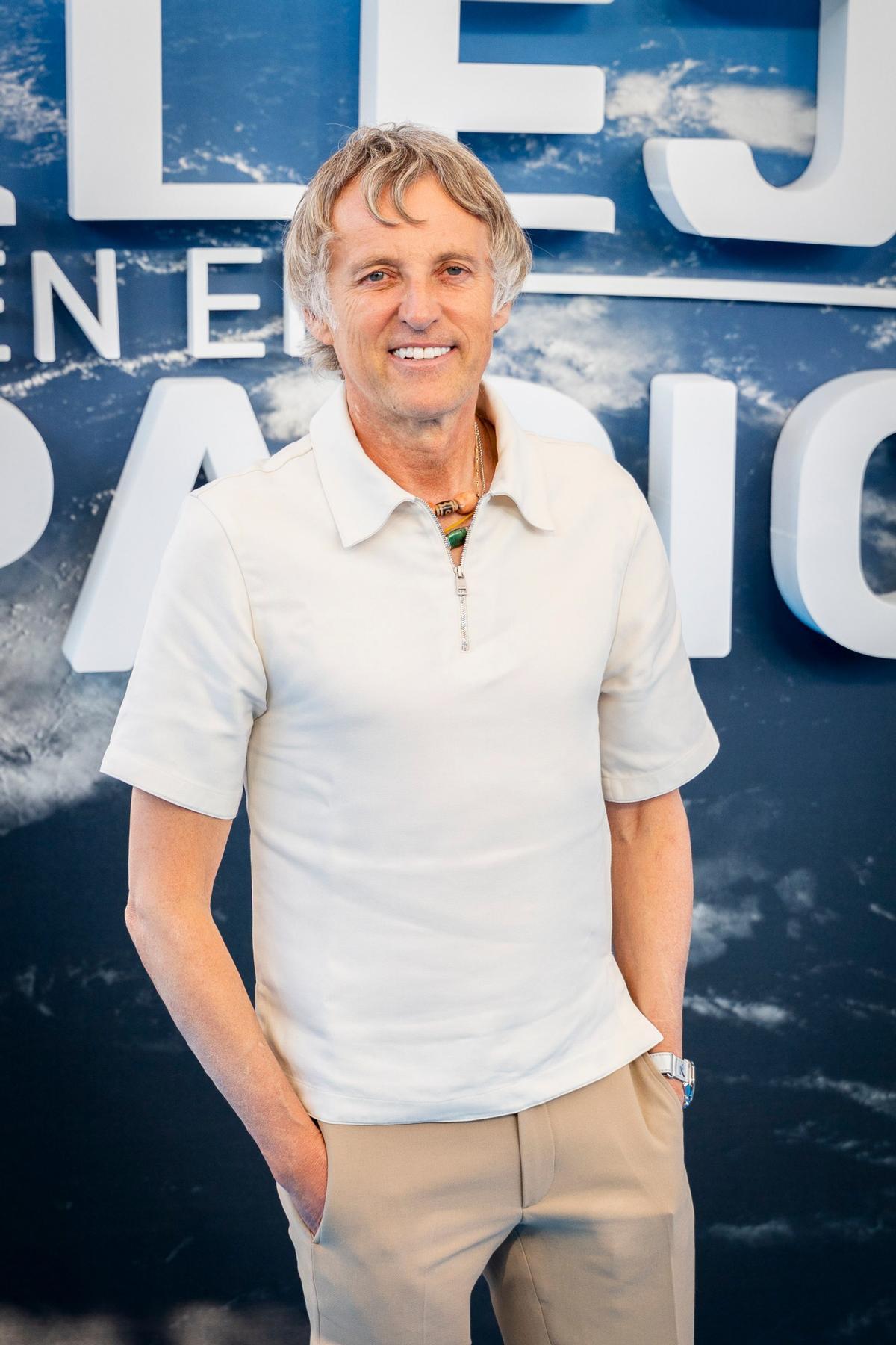 Jesús Calleja igual que va al Dakar también viaja al espacio